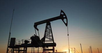 Öl- und Gas-EPC-Markt wächst bis 2034 auf 102 Milliarden (Foto: AdobeStock - maxximmm - 520997962)